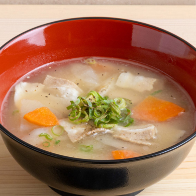 旨みあふれる具沢山豚汁